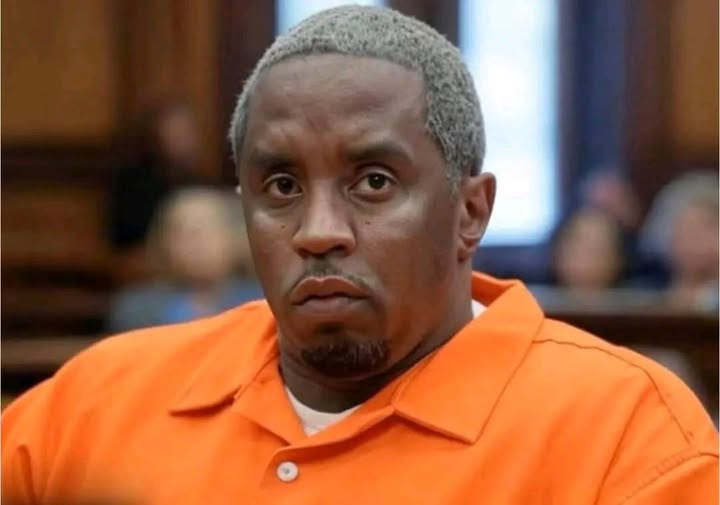 what if the baby oil was what was keeping Diddy looking young? Stay with me now🤔