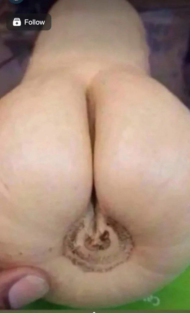 “When Mother Nature has a sense of humor 🍑😂